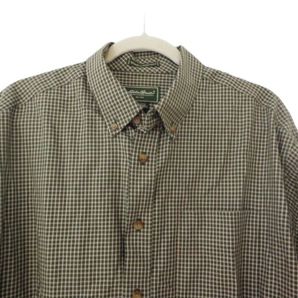Eddie Bauer Mens Long Sleeve Shirt Button Front Green Plaid sz Large Wrinkle Res - Picture 2 of 4